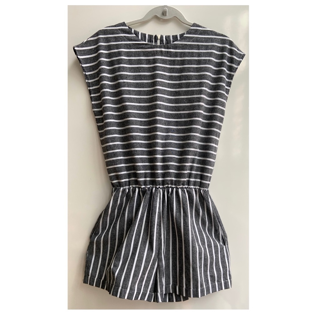 Striped Shorts Romper with Pockets M